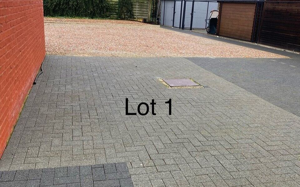 Buitenstaanplaats te koop in Lier