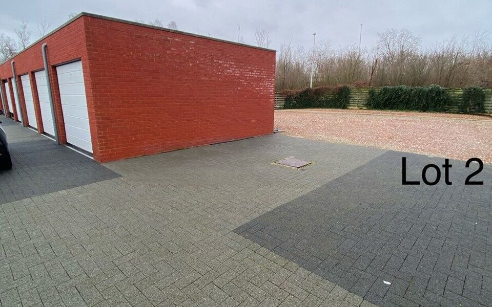 Buitenstaanplaats te koop in Lier