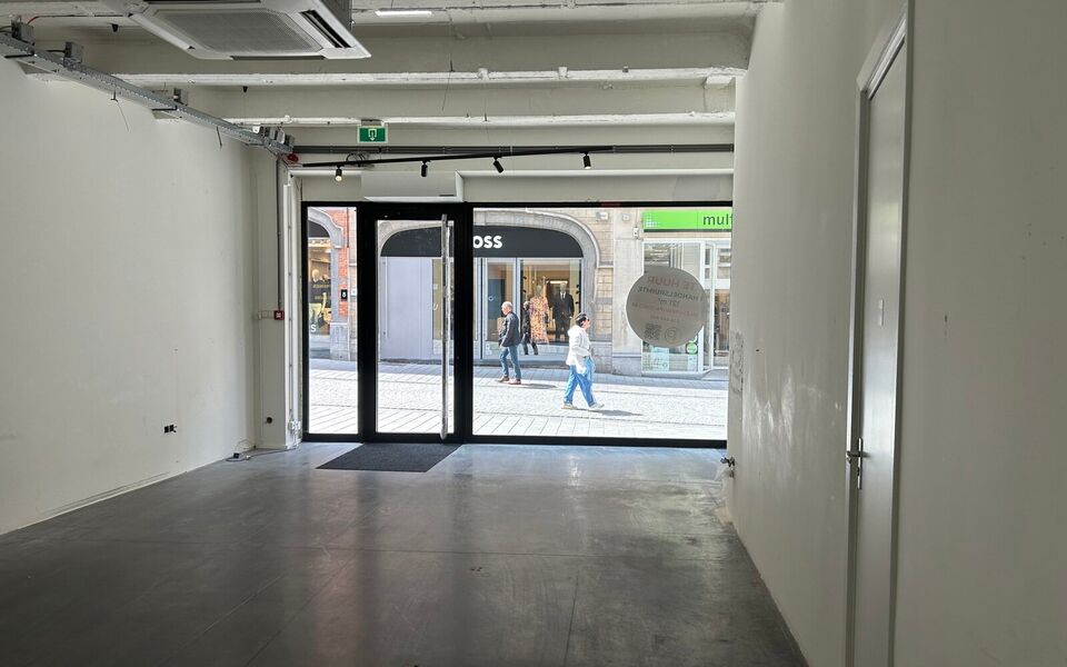Commercieel gelijkvloers te huur in Leuven