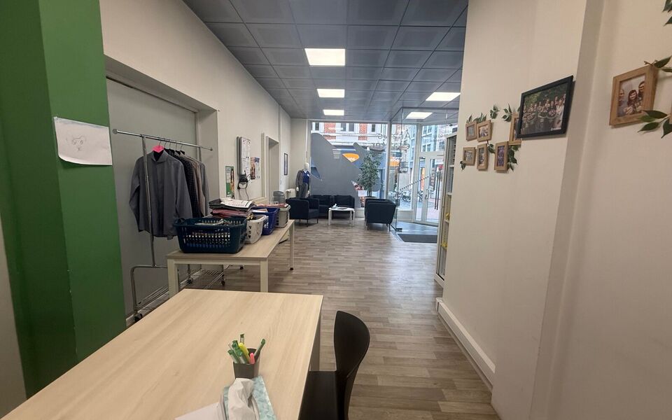 Commercieel gelijkvloers te huur in Tienen