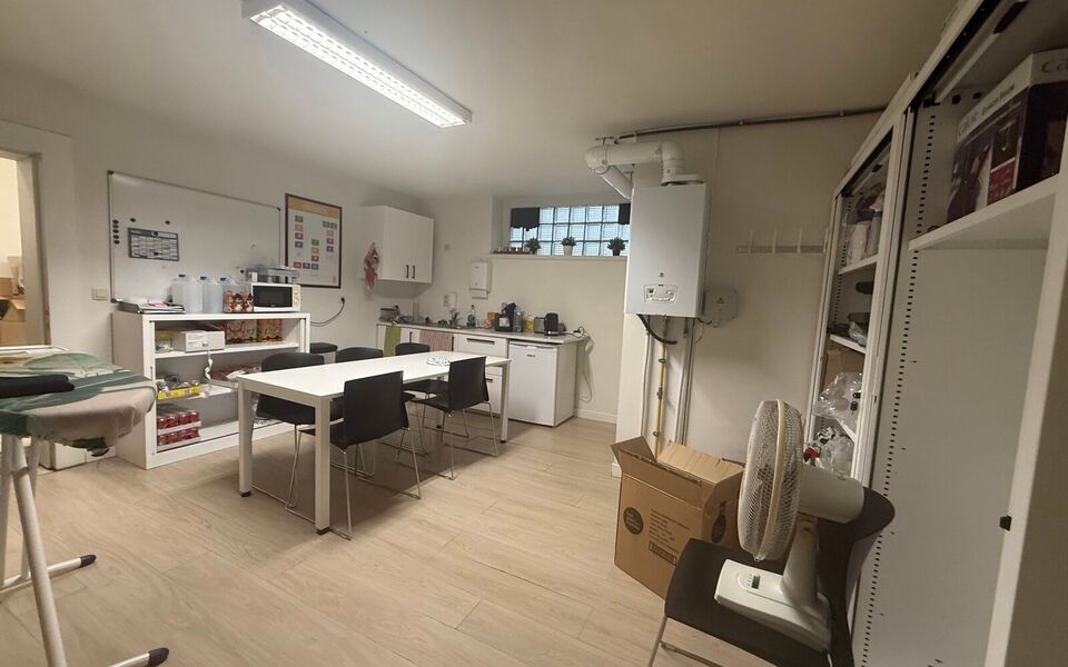 Commercieel gelijkvloers te huur in Tienen