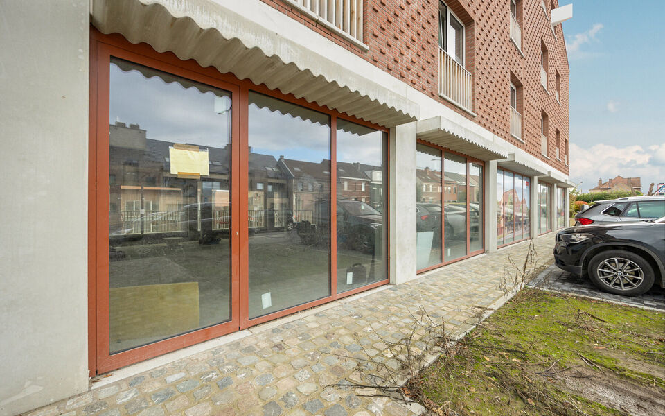 Commercieel gelijkvloers te koop in Bertem
