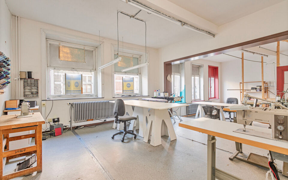 Commerciële building te koop in Tienen