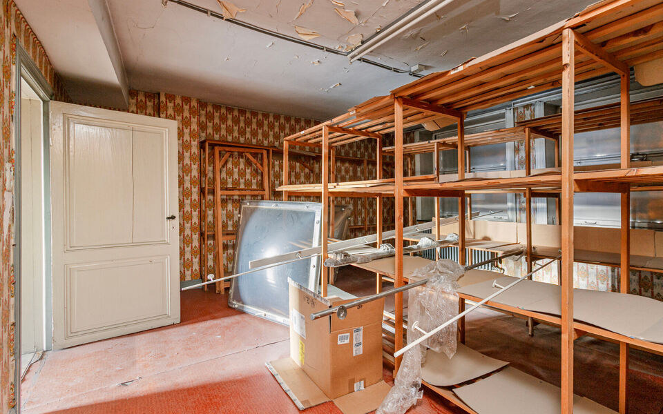 Commerciële building te koop in Tienen