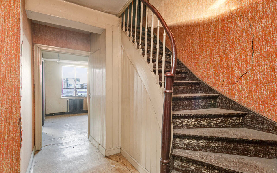 Commerci&euml;le building te koop in Tienen