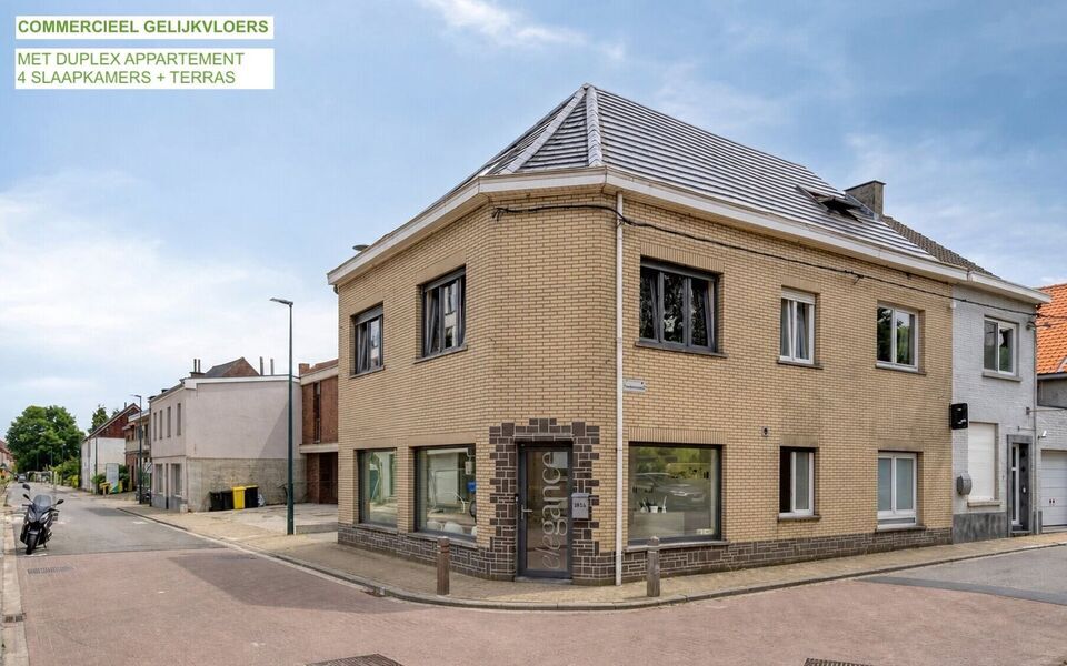 Gebouw voor gemengd gebruik te koop in Bertem