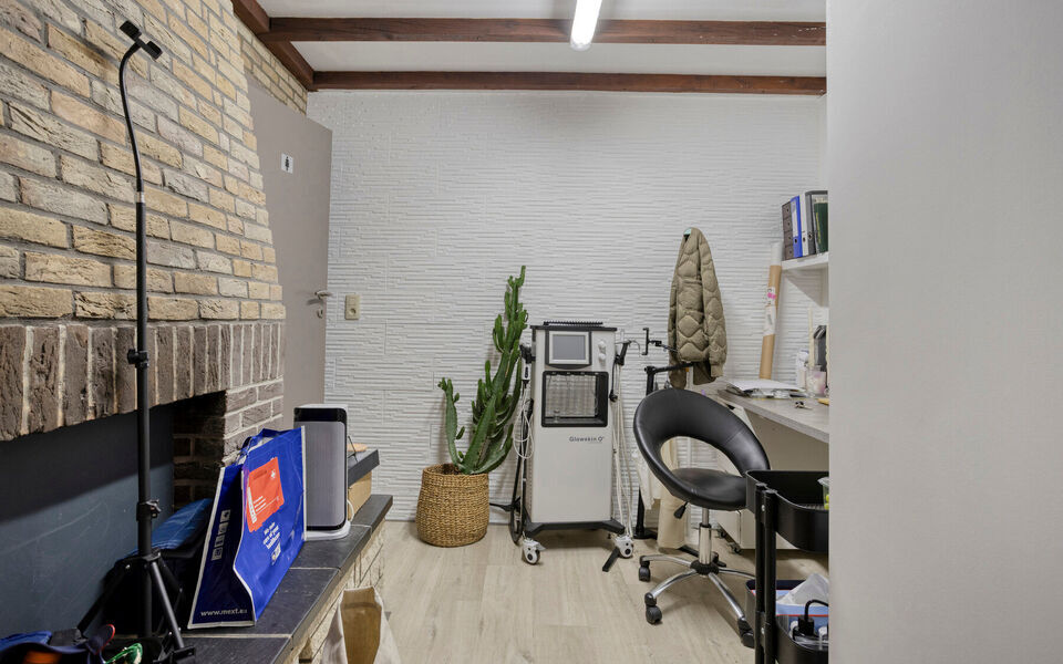 Gebouw voor gemengd gebruik te koop in Bertem
