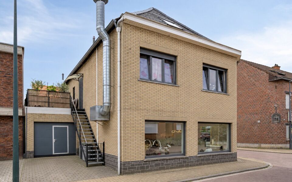 Gebouw voor gemengd gebruik te koop in Bertem