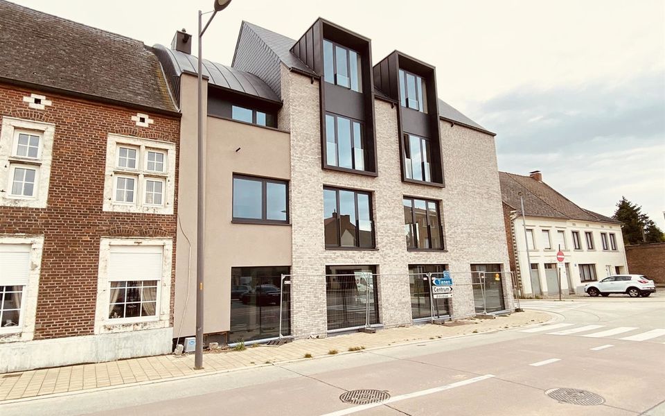 Gebouw voor gemengd gebruik te koop in Hoegaarden