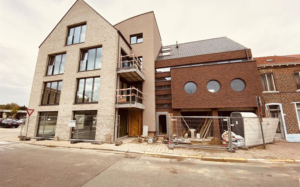 Gebouw voor gemengd gebruik te koop in Hoegaarden