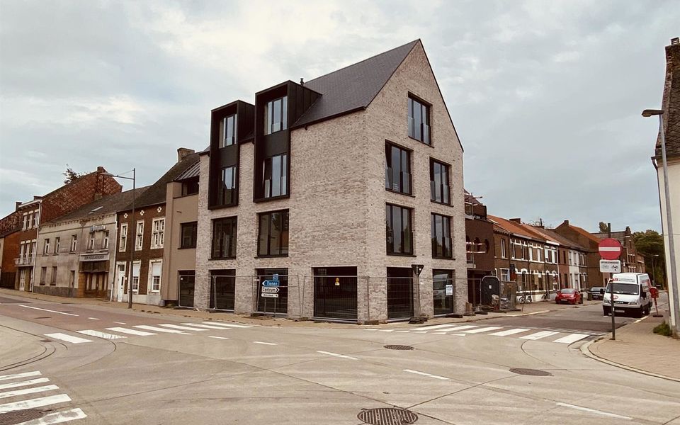 Gebouw voor gemengd gebruik te koop in Hoegaarden