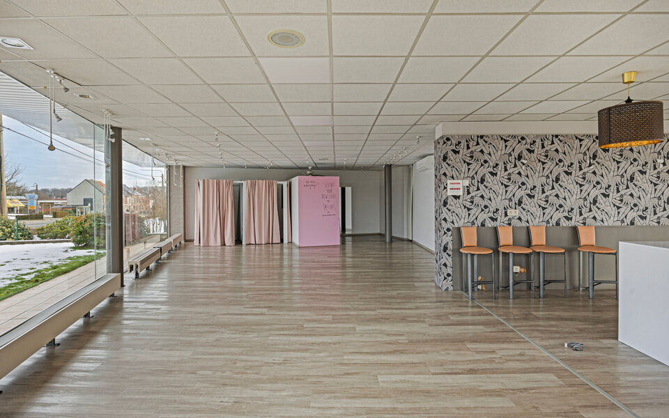 Gebouw voor gemengd gebruik te koop in Scherpenheuvel-Zichem