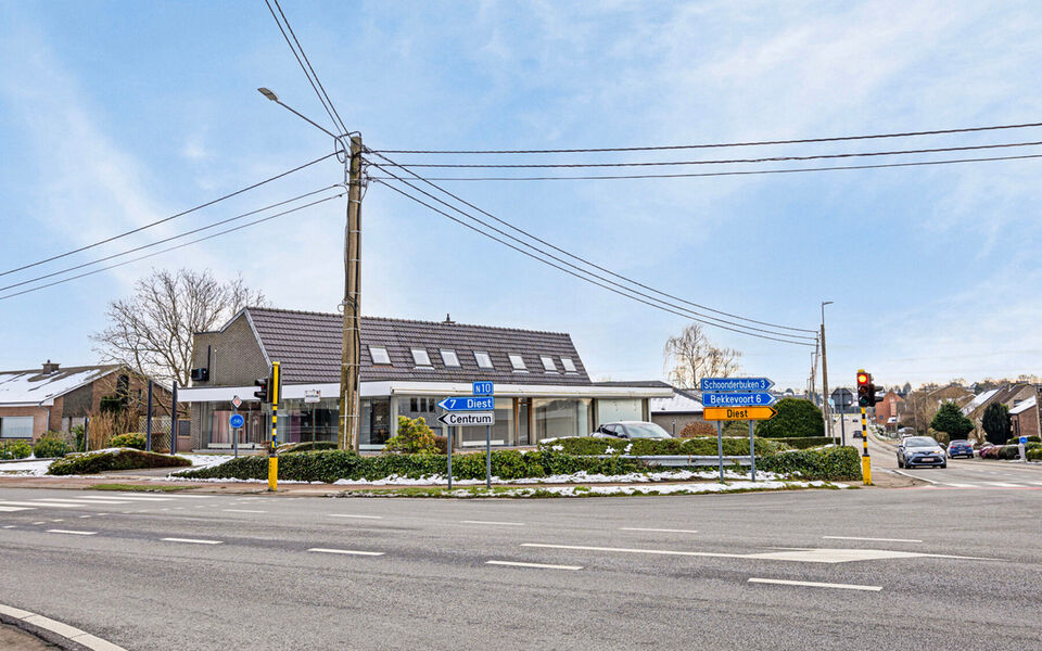 Gebouw voor gemengd gebruik te koop in Scherpenheuvel-Zichem