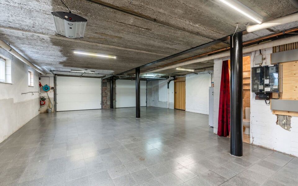 Gebouw voor gemengd gebruik te koop in Scherpenheuvel-Zichem