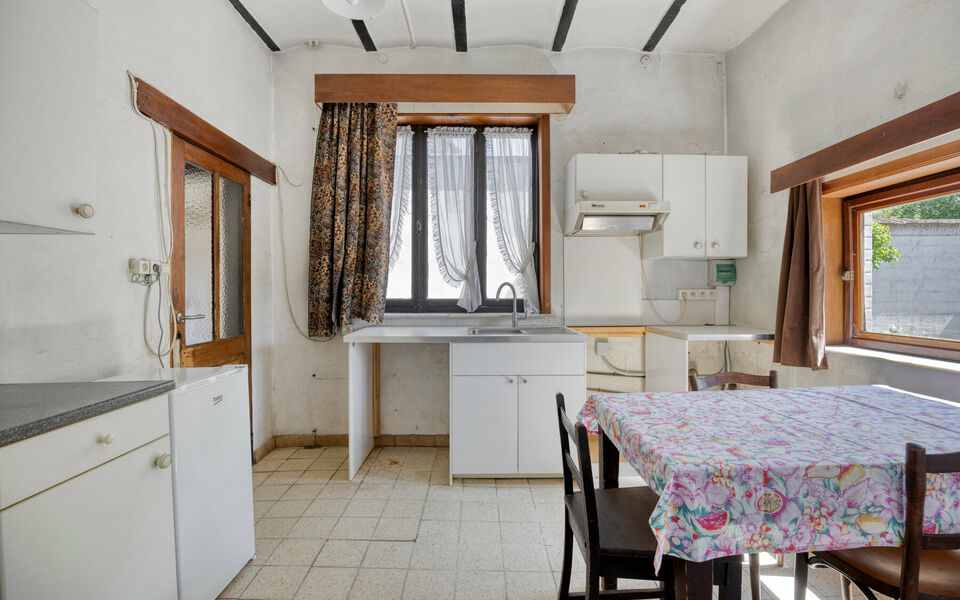 Gebouw voor gemengd gebruik te koop in Sint-Joris-Weert