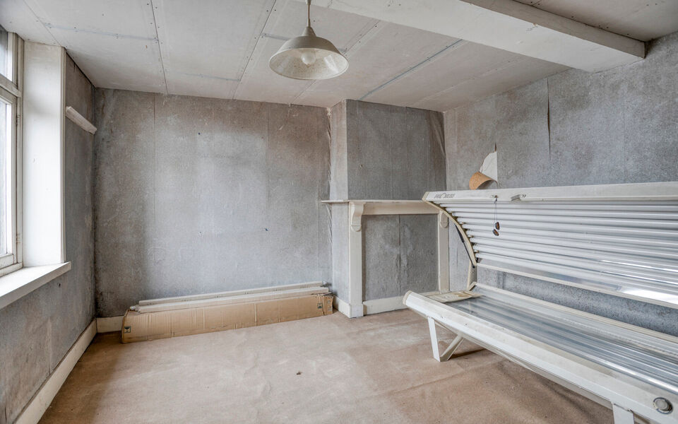 Gebouw voor gemengd gebruik te koop in Tienen