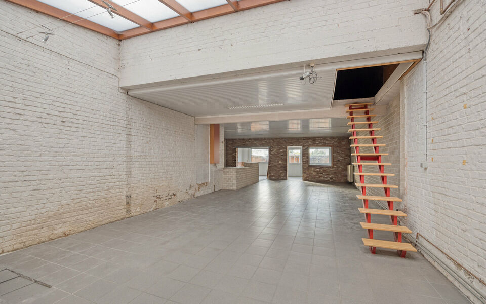 Gebouw voor gemengd gebruik te koop in Tienen
