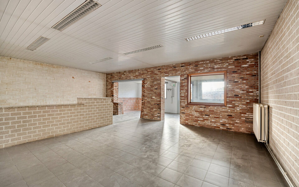 Gebouw voor gemengd gebruik te koop in Tienen