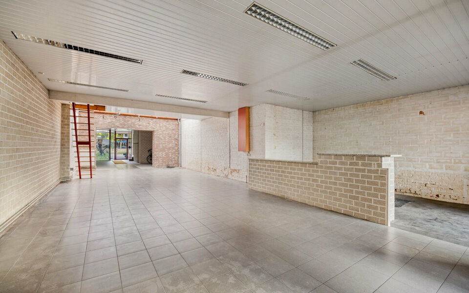Gebouw voor gemengd gebruik te koop in Tienen