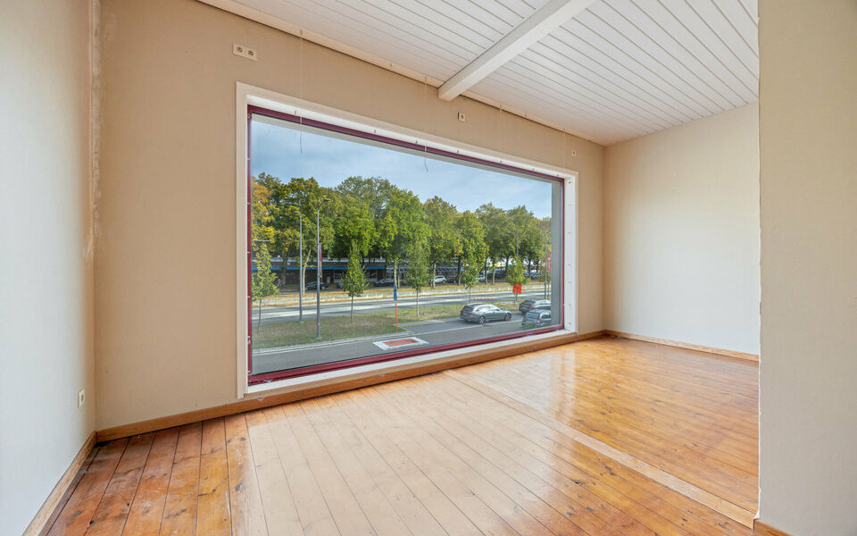 Gebouw voor gemengd gebruik te koop in Tienen