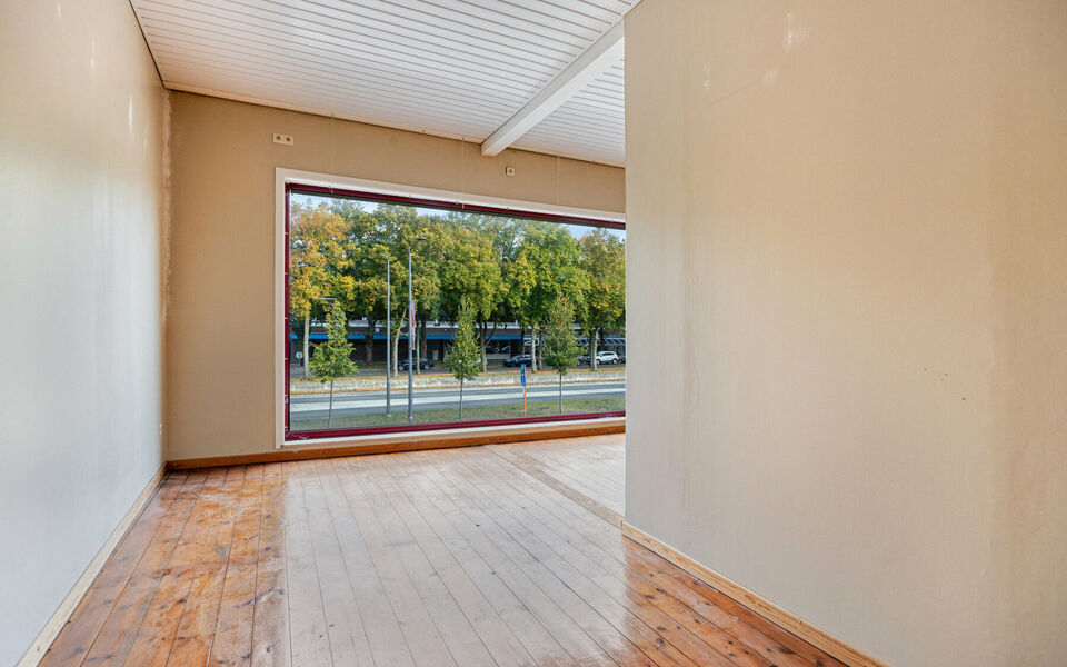 Gebouw voor gemengd gebruik te koop in Tienen