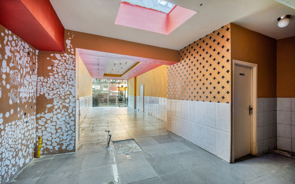 Gebouw voor gemengd gebruik te koop in Tienen