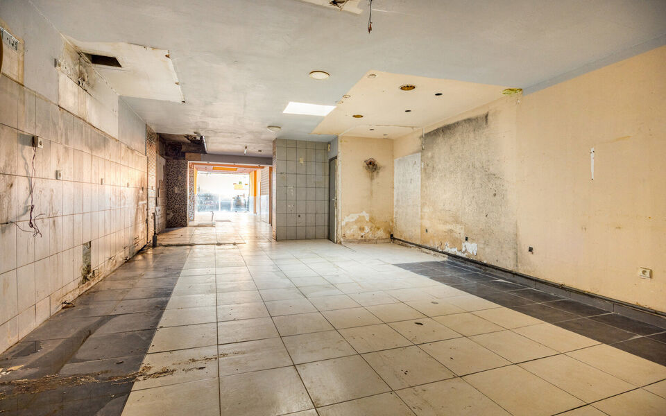 Gebouw voor gemengd gebruik te koop in Tienen