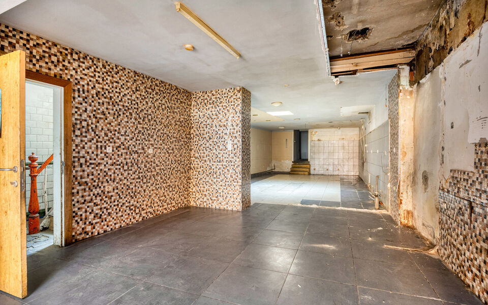 Gebouw voor gemengd gebruik te koop in Tienen