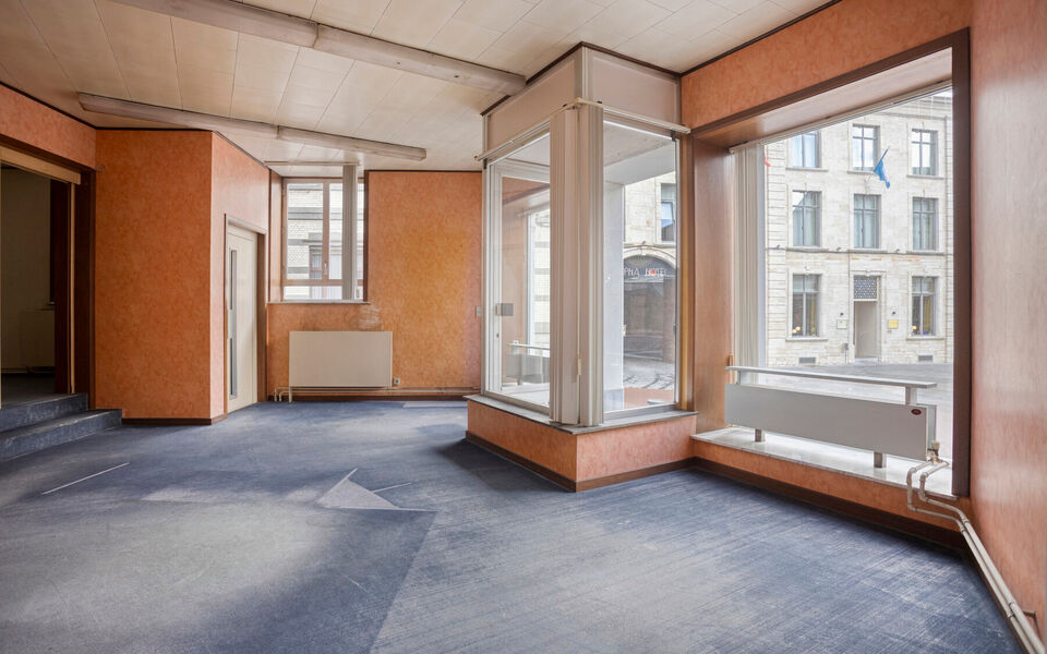 Gebouw voor gemengd gebruik te koop in Tienen