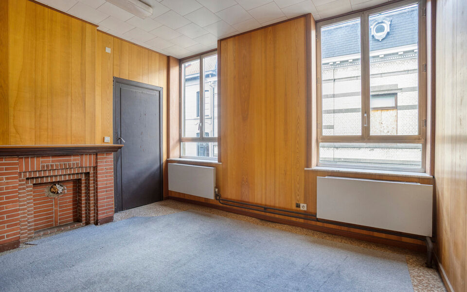 Gebouw voor gemengd gebruik te koop in Tienen