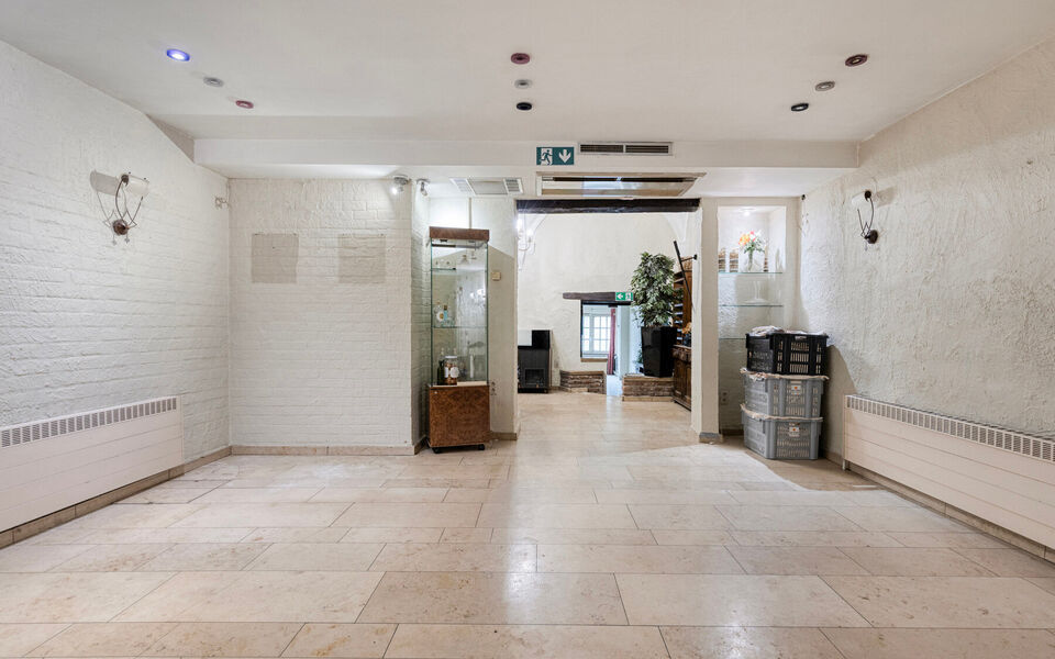 Gebouw voor gemengd gebruik te koop in Tienen