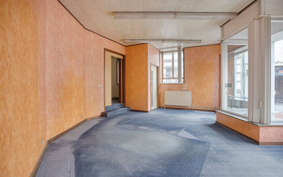 Gebouw voor gemengd gebruik te koop in Tienen
