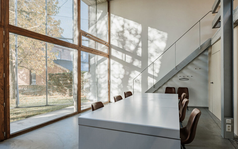 Kantoorgebouw te koop in Begijnendijk