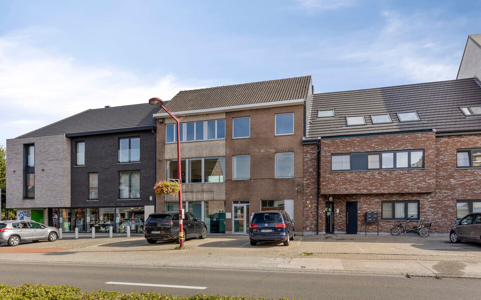 Kantoorgebouw te koop in Steenokkerzeel
