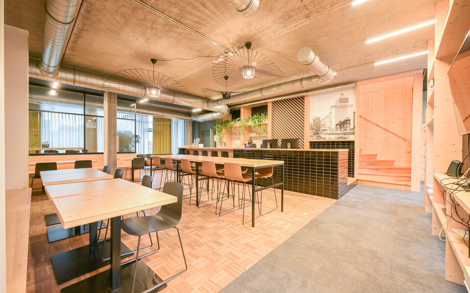 Kantoorgebouw te koop in Wijgmaal