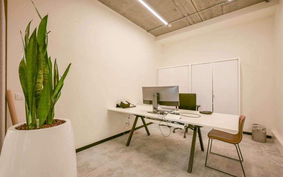 Kantoorgebouw te koop in Wijgmaal