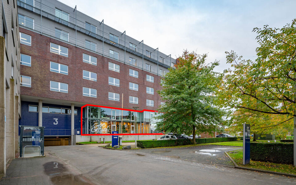 Kantoorgebouw te koop in Wijgmaal