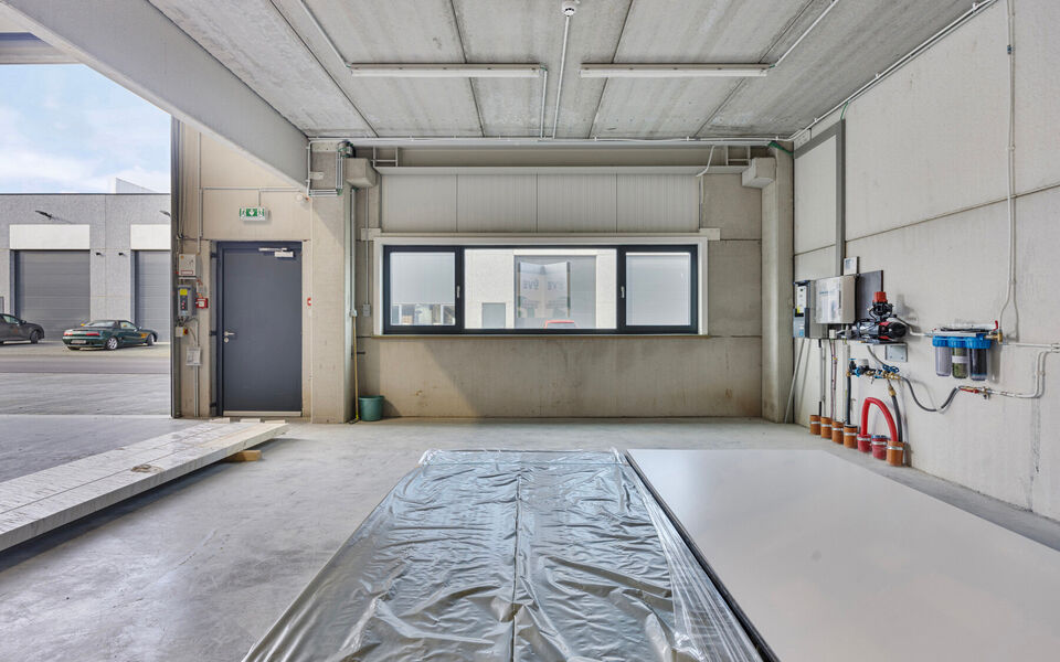 Kmo-unit te koop in Tienen