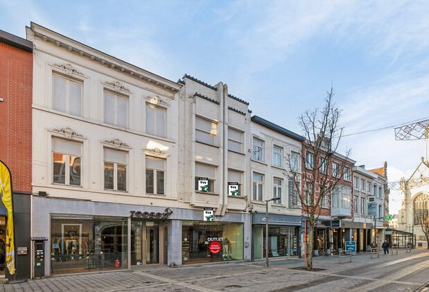 Commerci&euml;le building te koop in Tienen