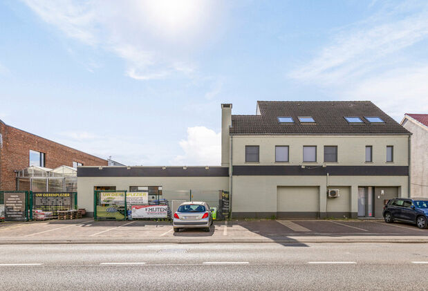 Gebouw voor gemengd gebruik te koop in Rotselaar
